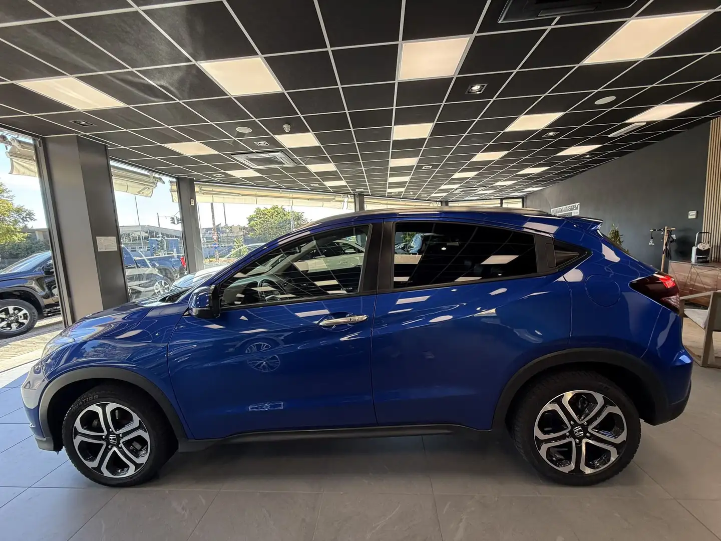 Honda HR-V HR-V 1.5 i-VTEC Executive Navi ADAS Blauw - 2