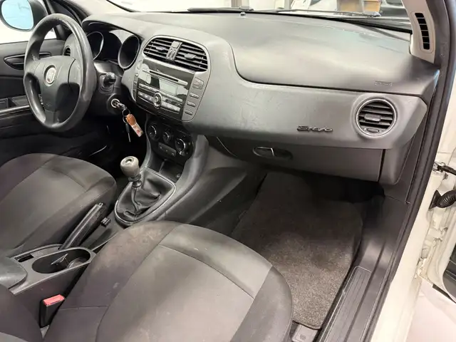 Fiat Bravo view 13