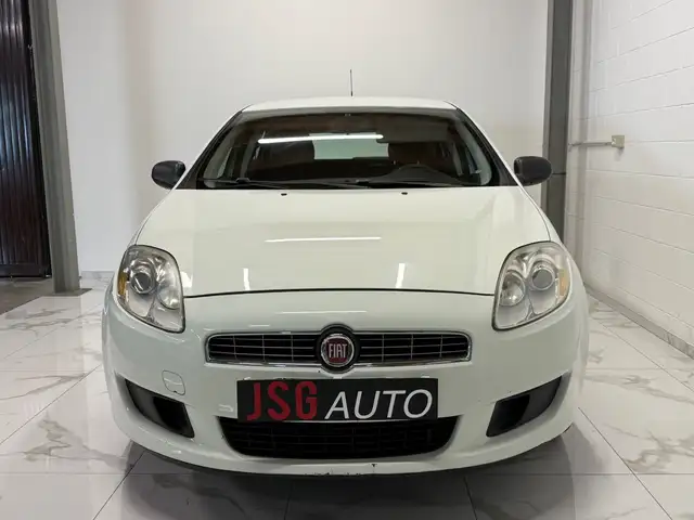 Fiat Bravo view 2