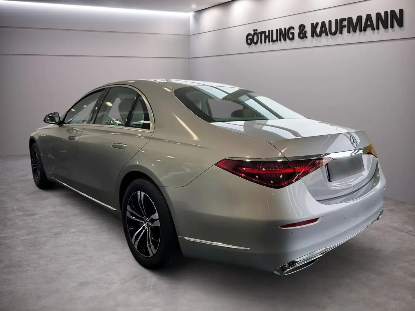Mercedes-Benz S 350 D 4MATIC*Airmatic DC*MBUX*ACC*Airmatic* Argent - 2