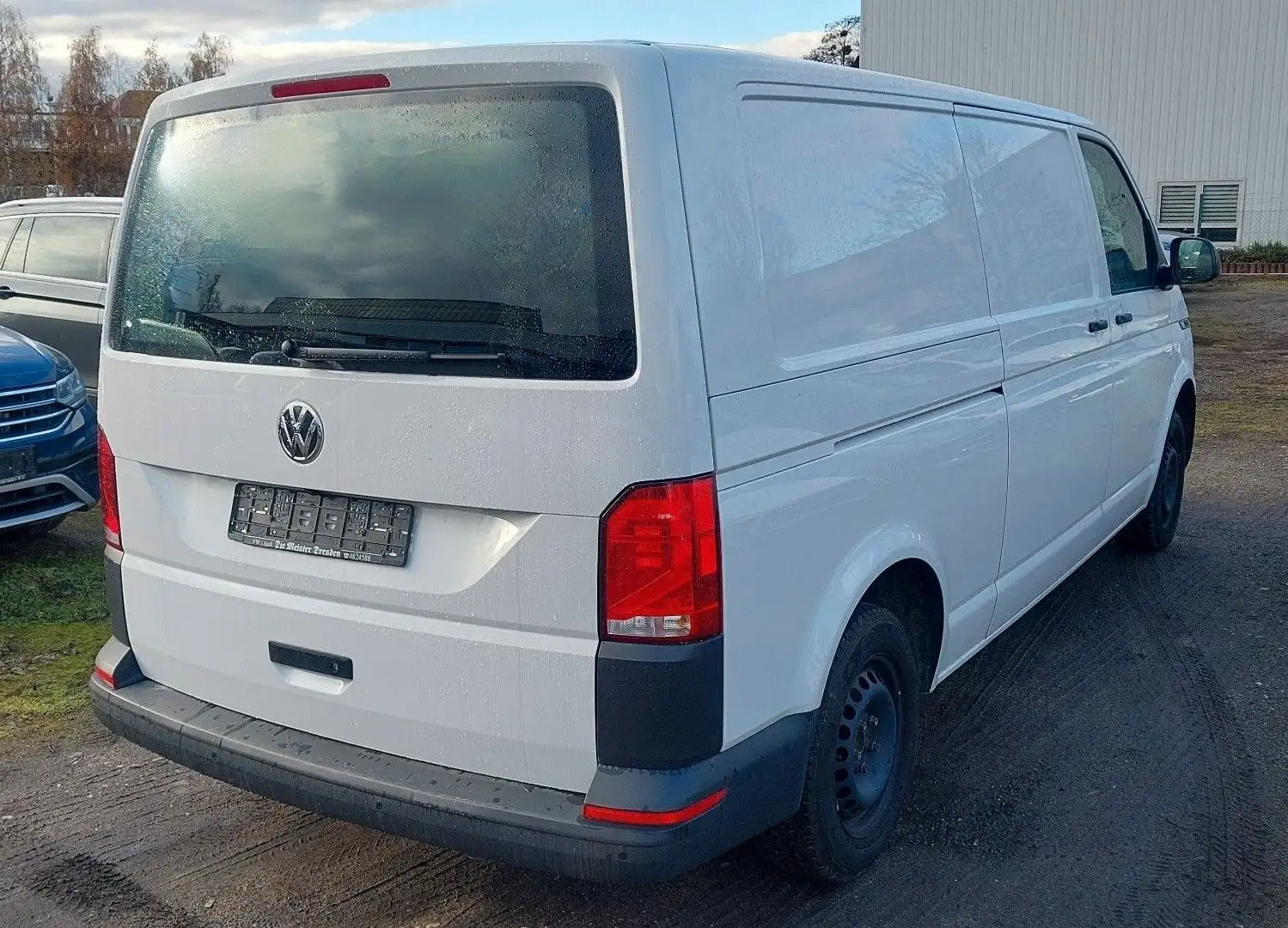 Volkswagen T6 Transporter T6.1 Kasten Lang*KAMERA*DAB*STDHZ*3 SITZE* Weiß - 2