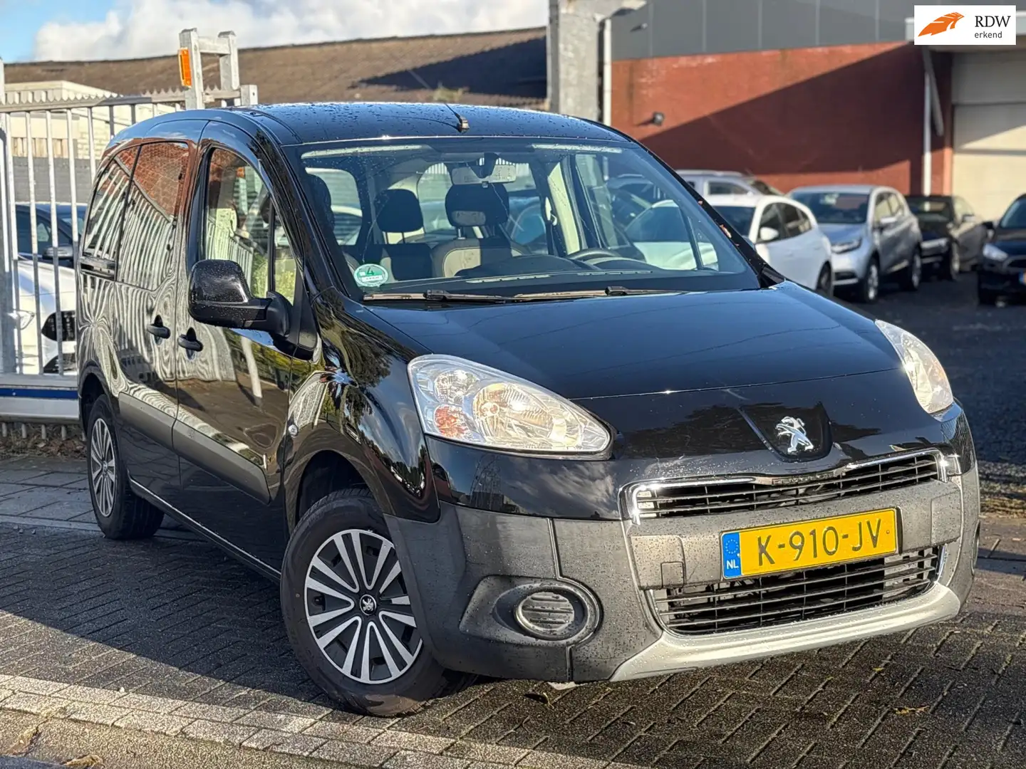 Peugeot Partner Tepee 1.6 VTi Access | Trekhaak | Airco | 5 Persoo Schwarz - 1