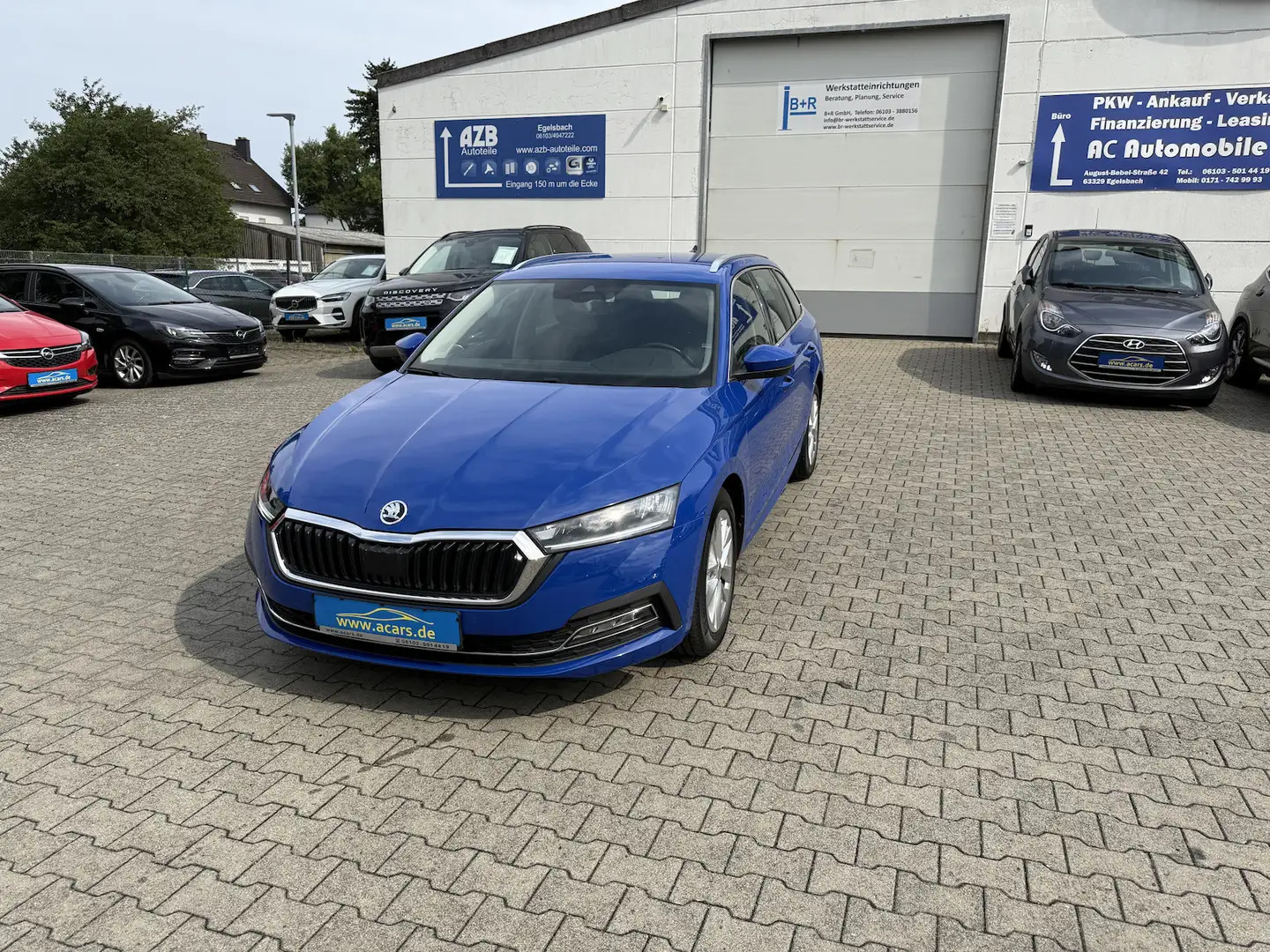 Skoda Octavia First Edition 2,0TDI Aut Navi LED Temp PDC Head-Up Blau - 1