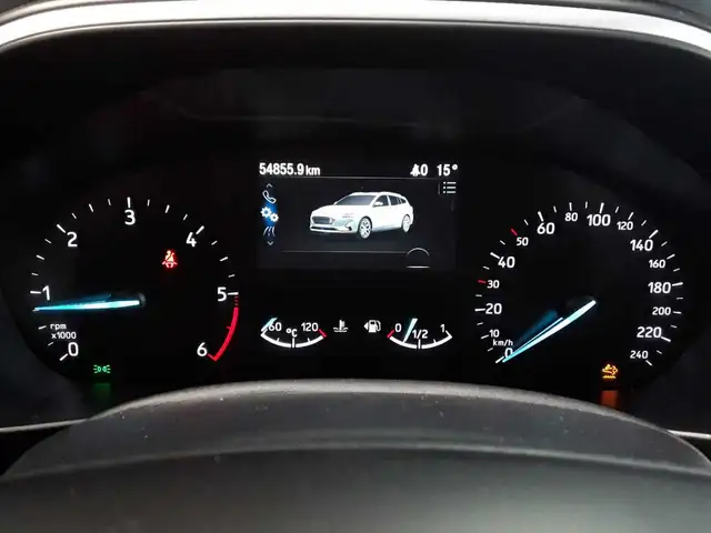Ford Focus view 13