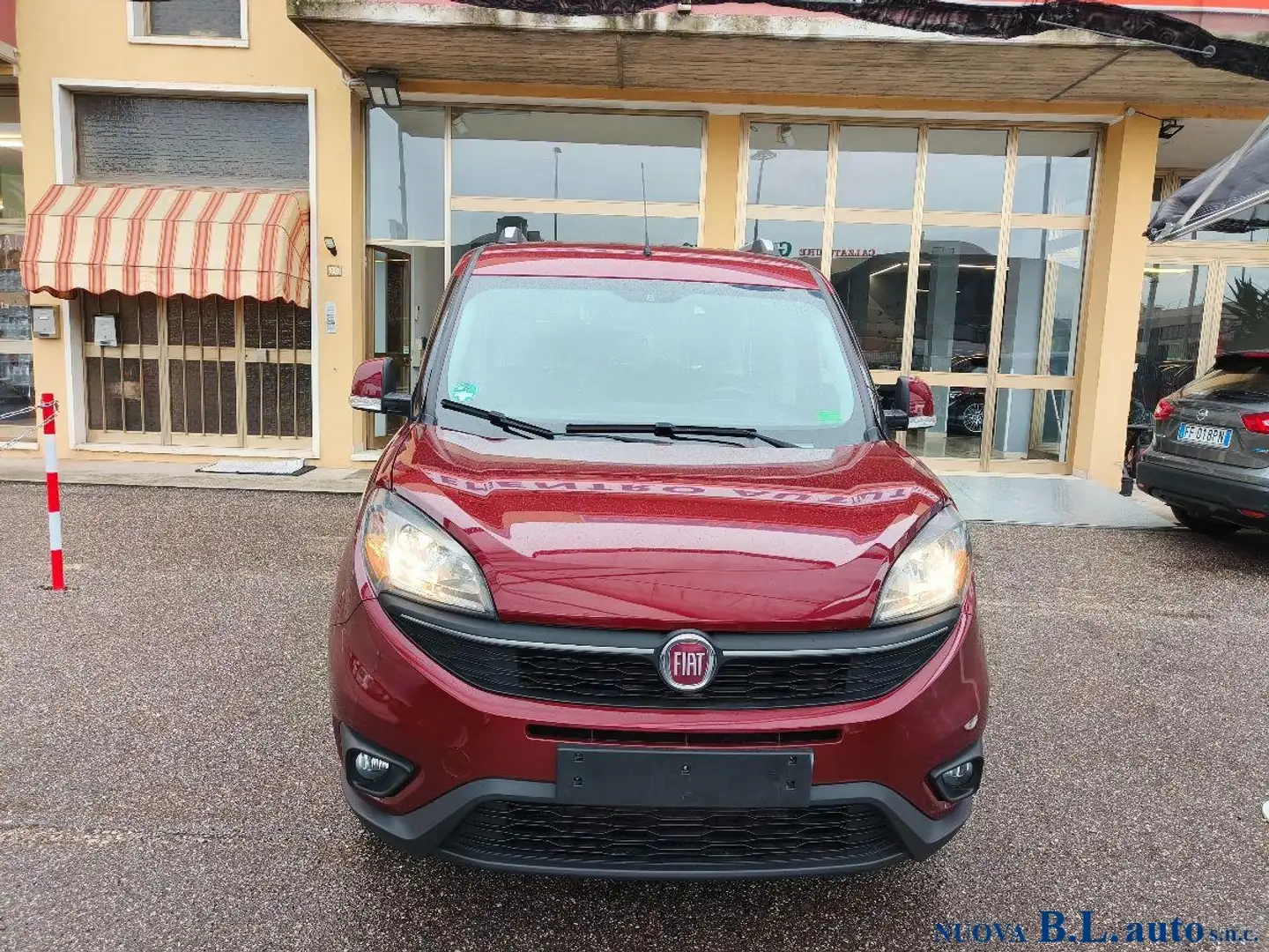 Fiat Doblo Doblò 1.4 Easy Rosso - 2