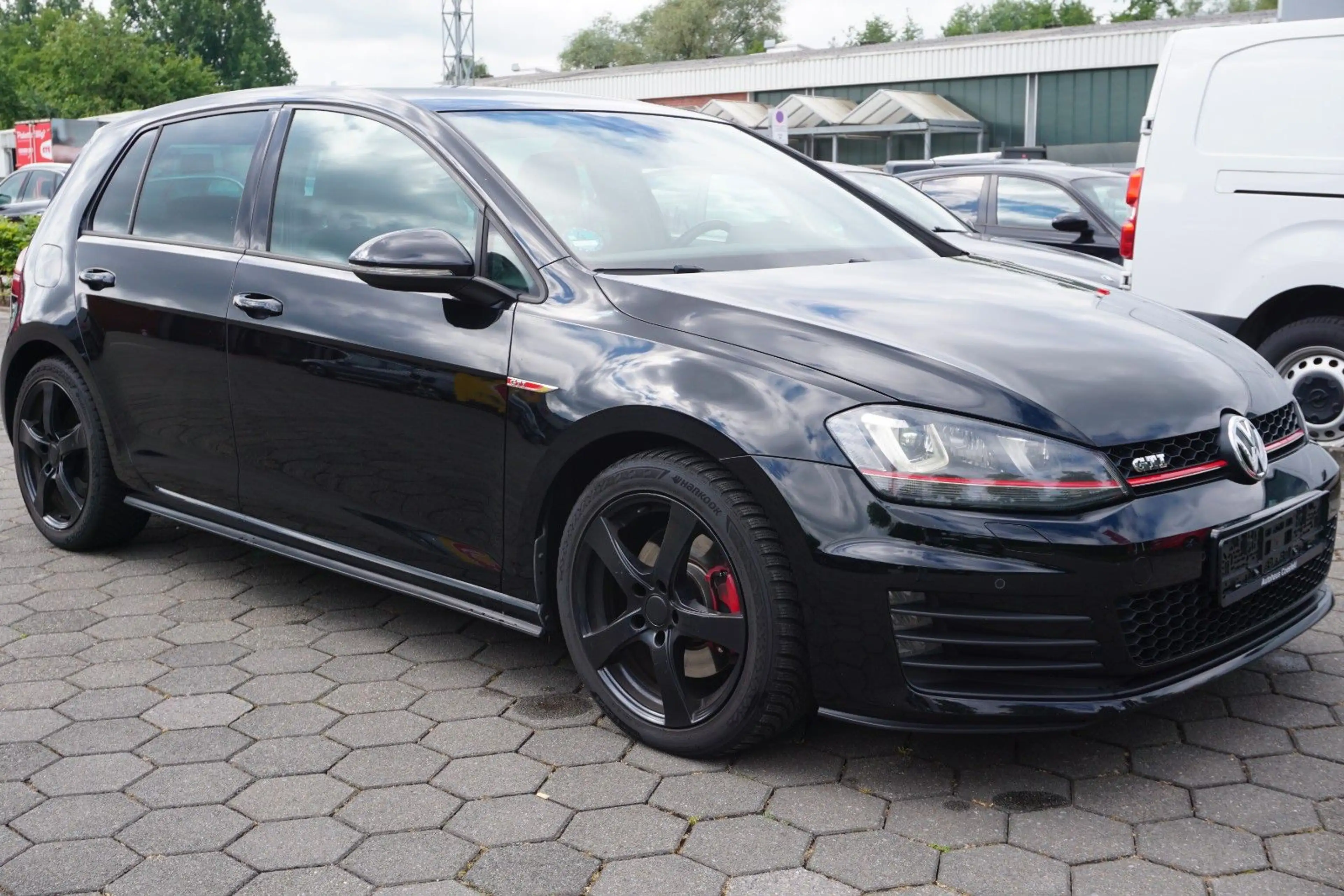 Volkswagen Golf 7 GTI DSG*Navi*Xenon*Scheckheft*Garantie