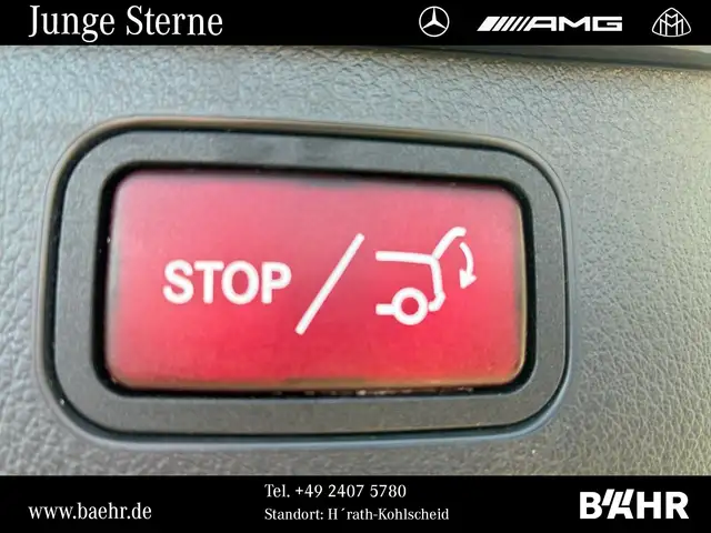 Mercedes-Benz 300 view 11