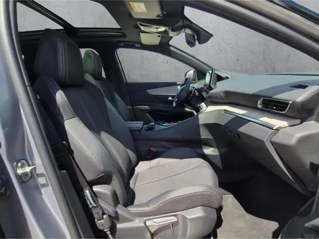 Peugeot 3008 view 13