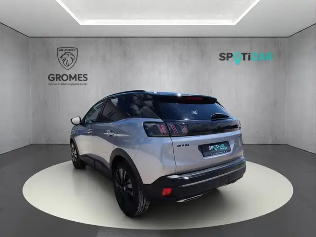 Peugeot 3008 view 5