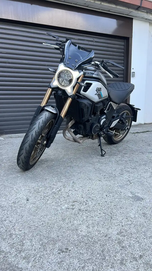 CFMOTO 700 CL-X Heritage Argento - 1