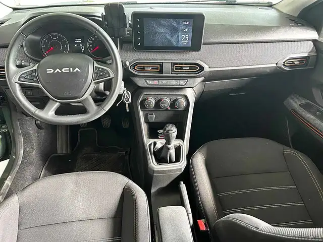 Dacia Sandero view 11