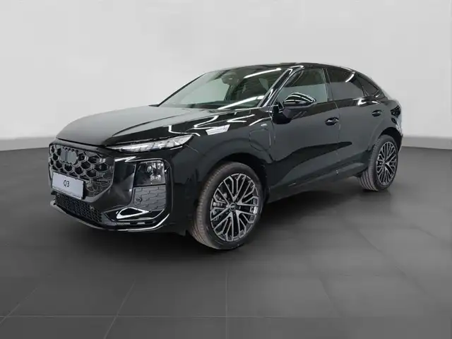 Audi Q3 view 2