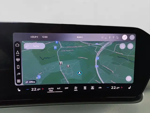Audi Q3 view 13