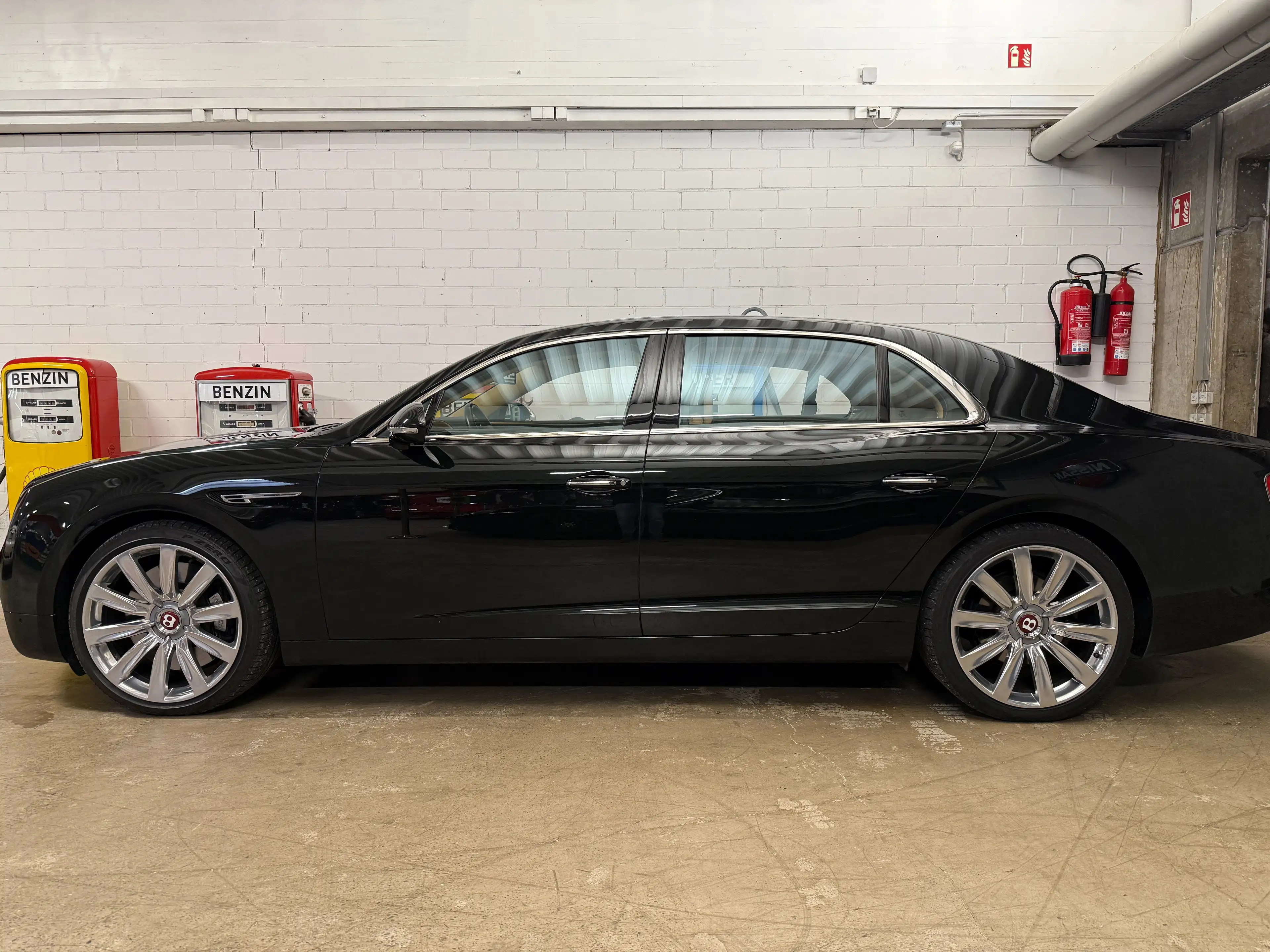 Bentley Flying Spur Flying Spur V8 Mulliner