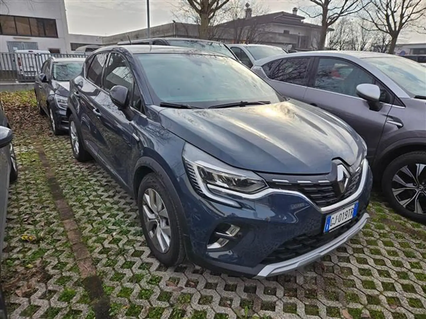 Renault Captur 1.6 E-Tech phev Intens 160cv auto my21 Bleu - 1