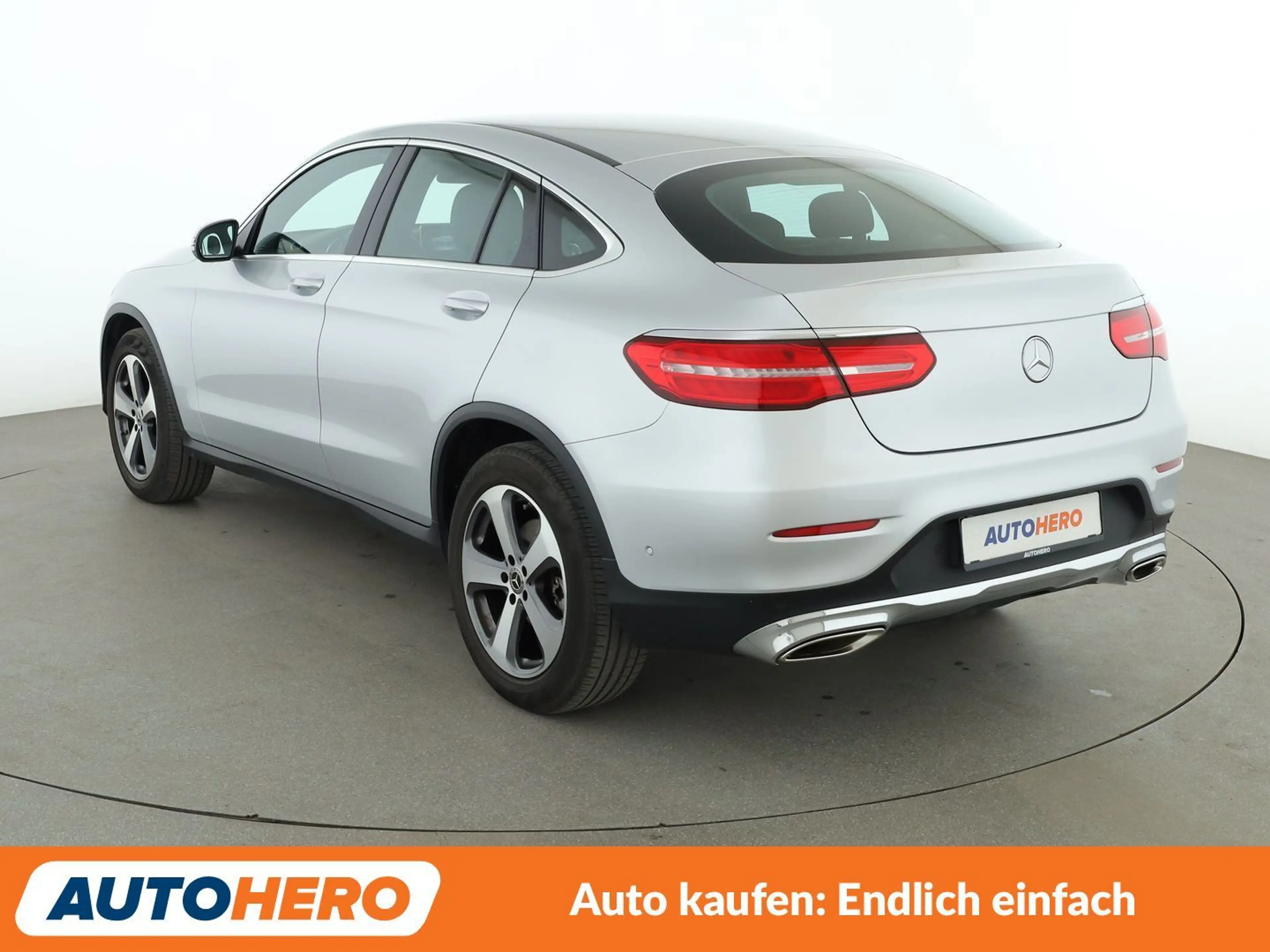 Mercedes-Benz GLC 250 GLC 250 4Matic Aut.*NAVI*TEMPOMAT*CAM*SHZ*PDC* — photo 4