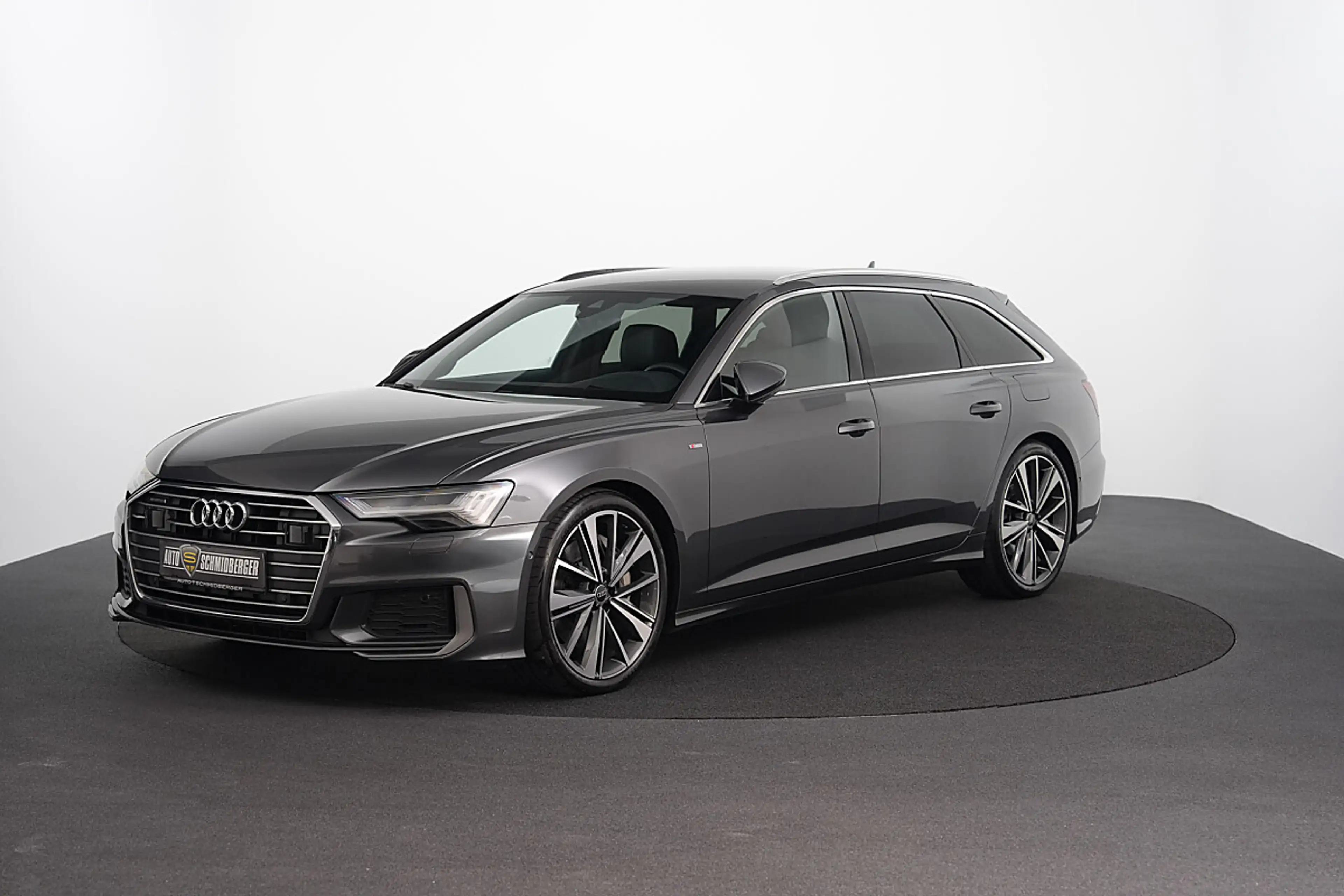 Audi A6 Avant 55 TFSI e PHEV quattro sport S-tronic — photo 2