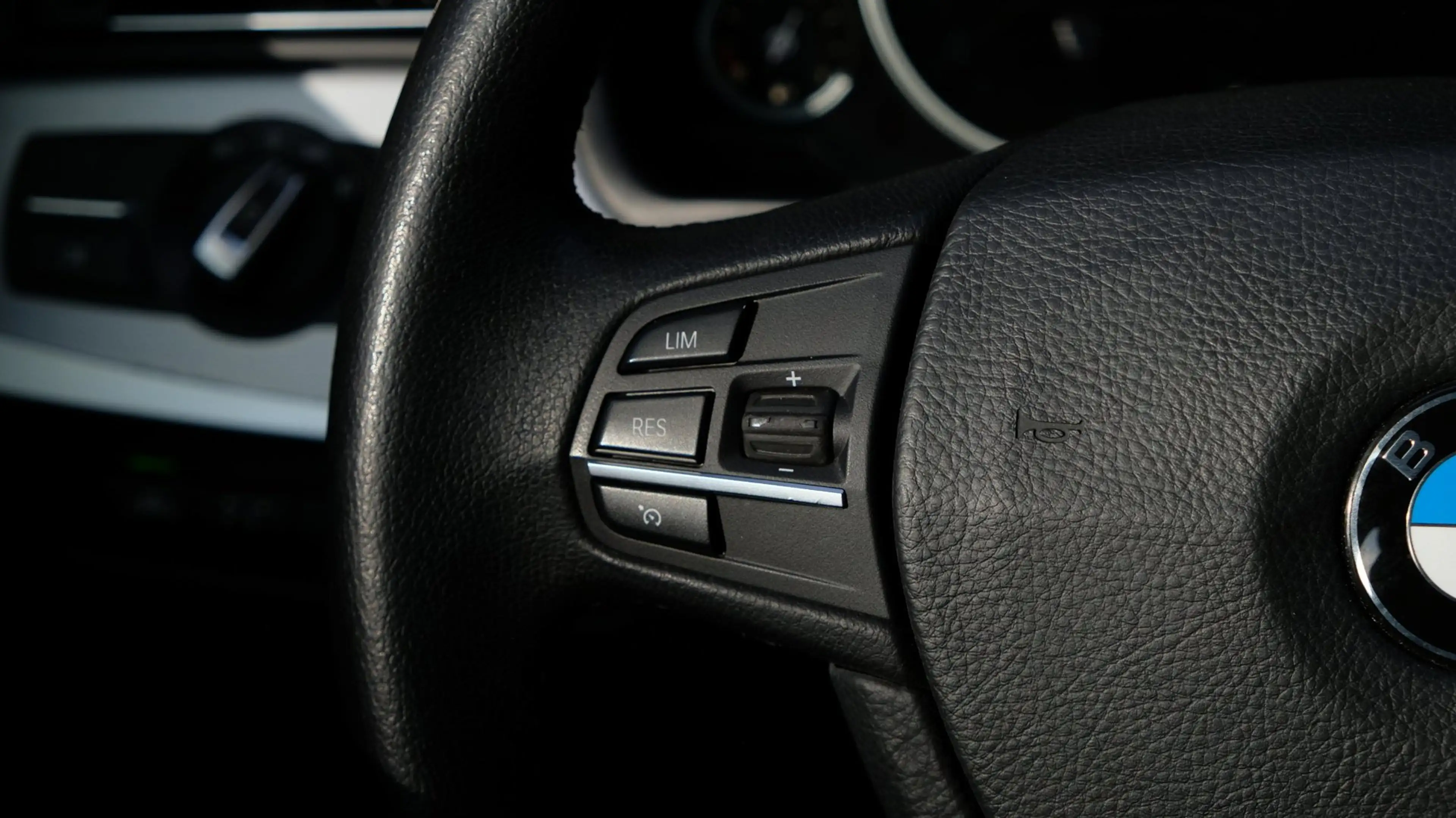 BMW 520 5-serie Touring 520i High Executive H/K|HUD|LEDER| — photo 12