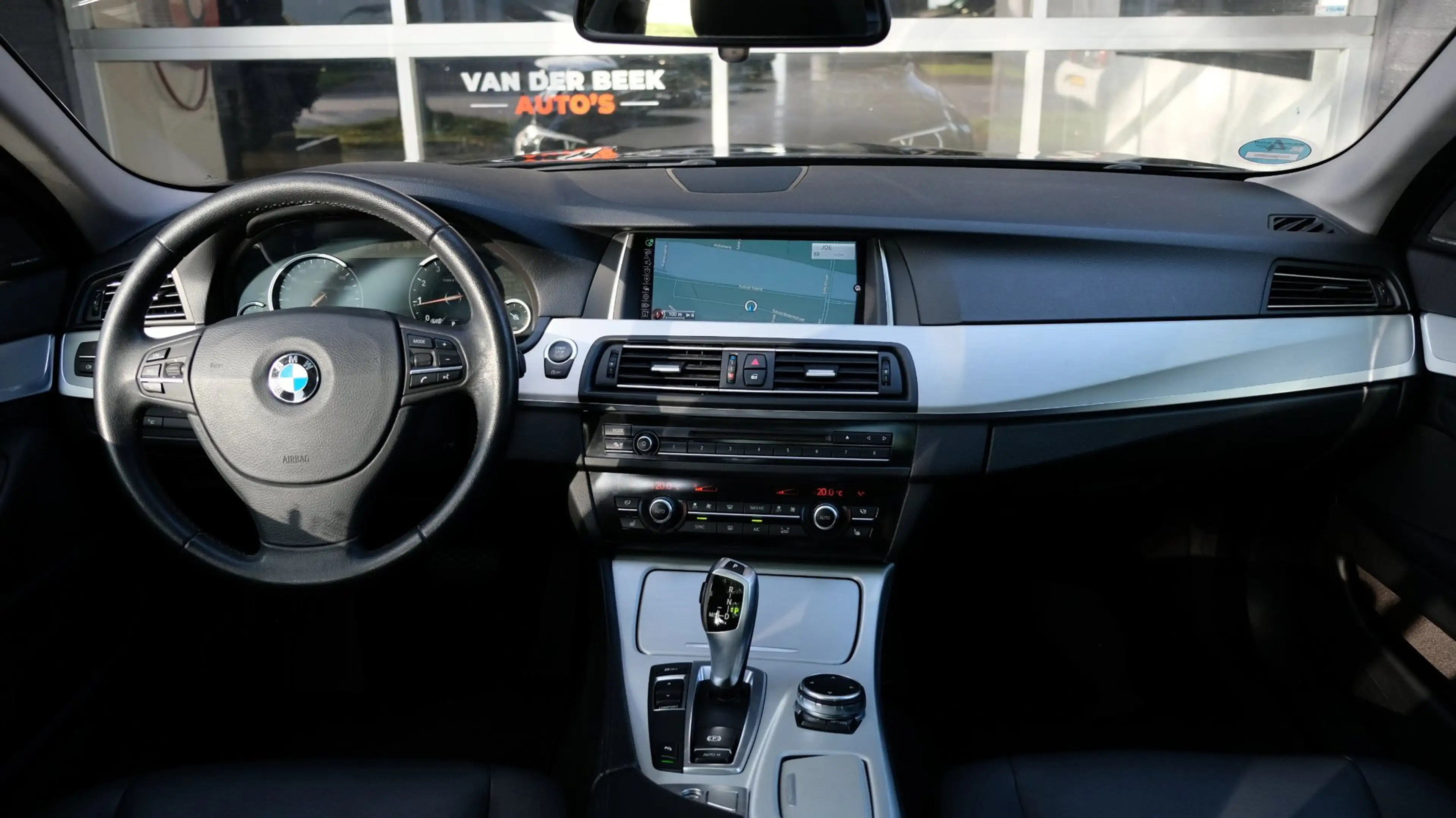BMW 520 5-serie Touring 520i High Executive H/K|HUD|LEDER| — photo 9