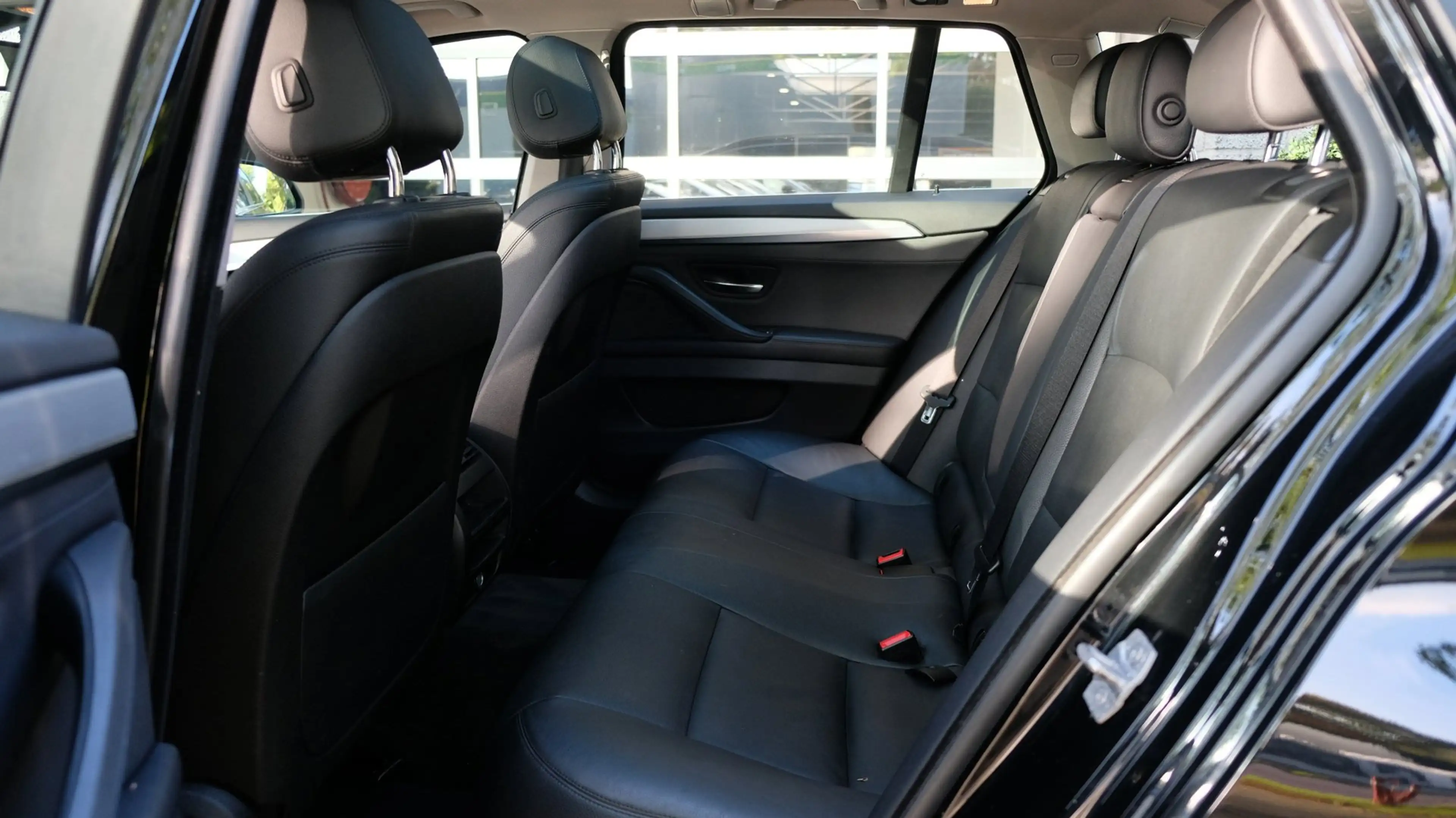 BMW 520 5-serie Touring 520i High Executive H/K|HUD|LEDER| — photo 8