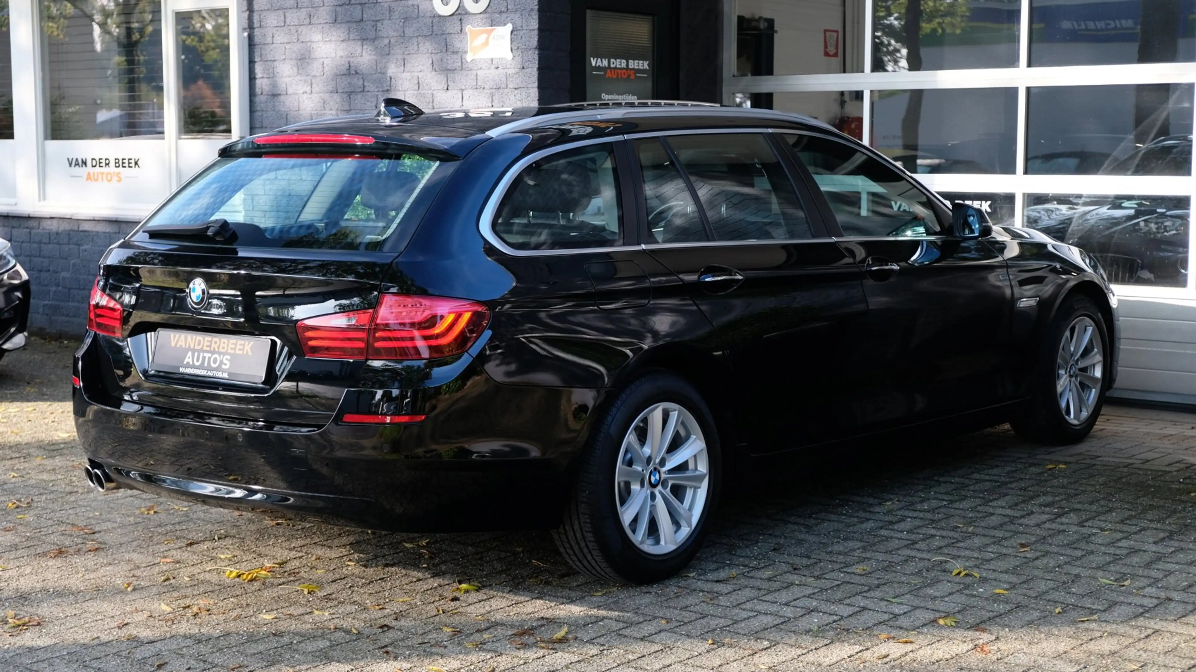 BMW 520 5-serie Touring 520i High Executive H/K|HUD|LEDER| — photo 27
