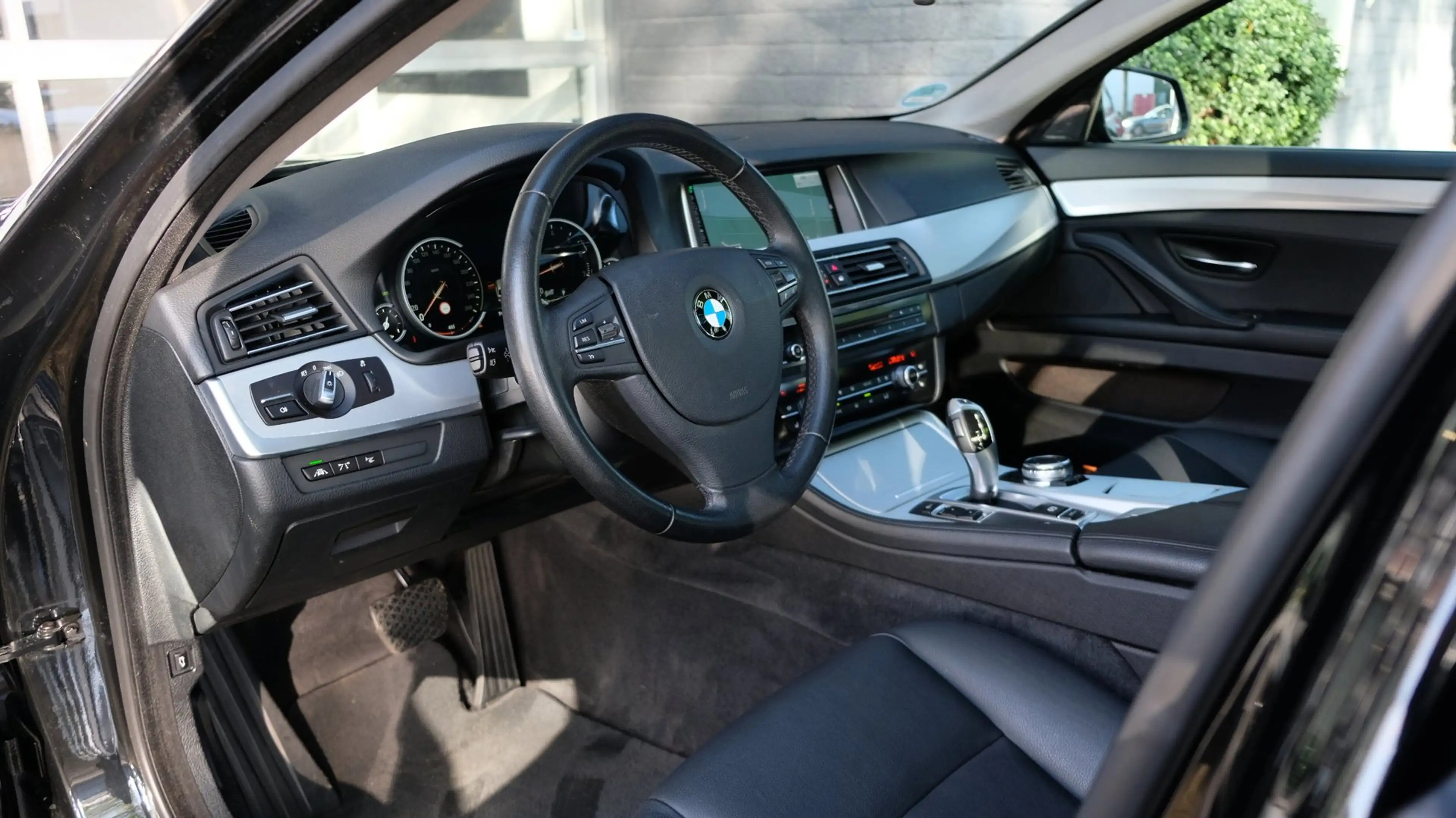 BMW 520 5-serie Touring 520i High Executive H/K|HUD|LEDER| — photo 6