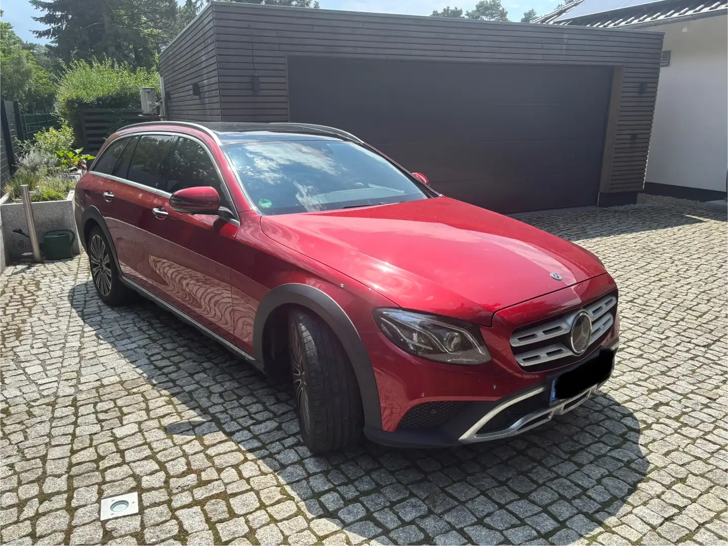 Mercedes-Benz E 400 E 400 d 4Matic T All-Terrain 9G-TRONICAvantgarde Czerwony - 2