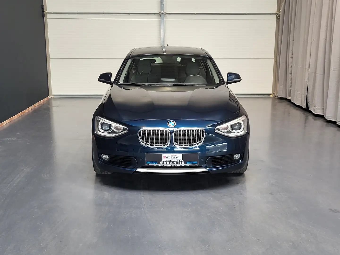 BMW 120 d xDrive Urban Line *Xenon| PDC| DAB* plava - 2