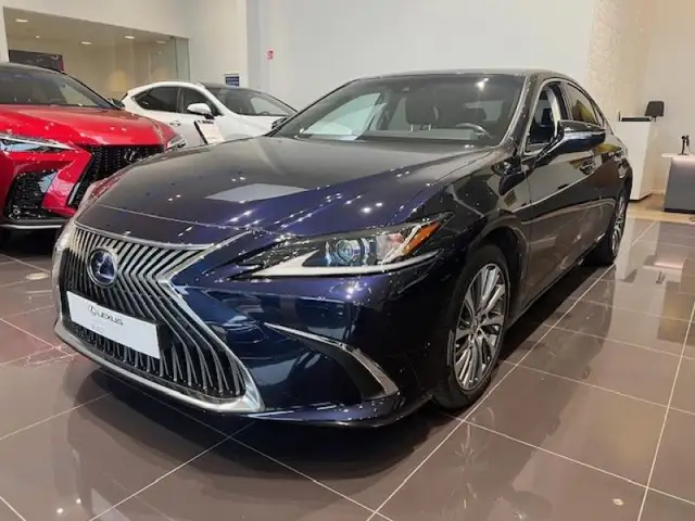 Lexus ES 300 Explore Line