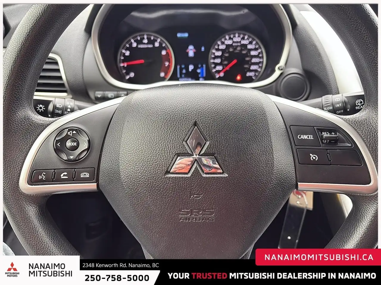 Mitsubishi Eclipse Cross снимка Mitsubishi Eclipse Cross