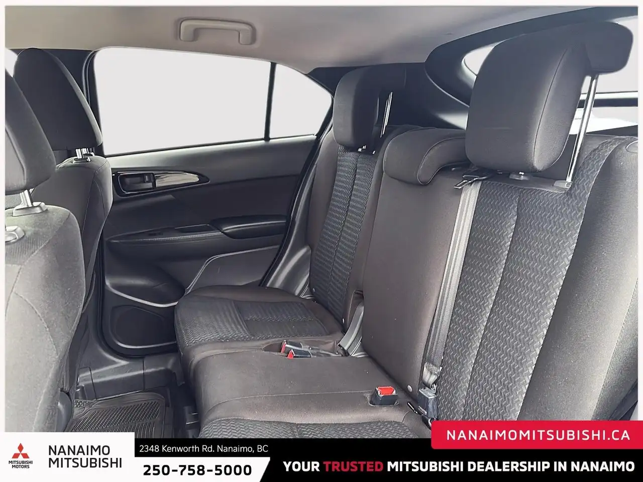 Mitsubishi Eclipse Cross снимка Mitsubishi Eclipse Cross