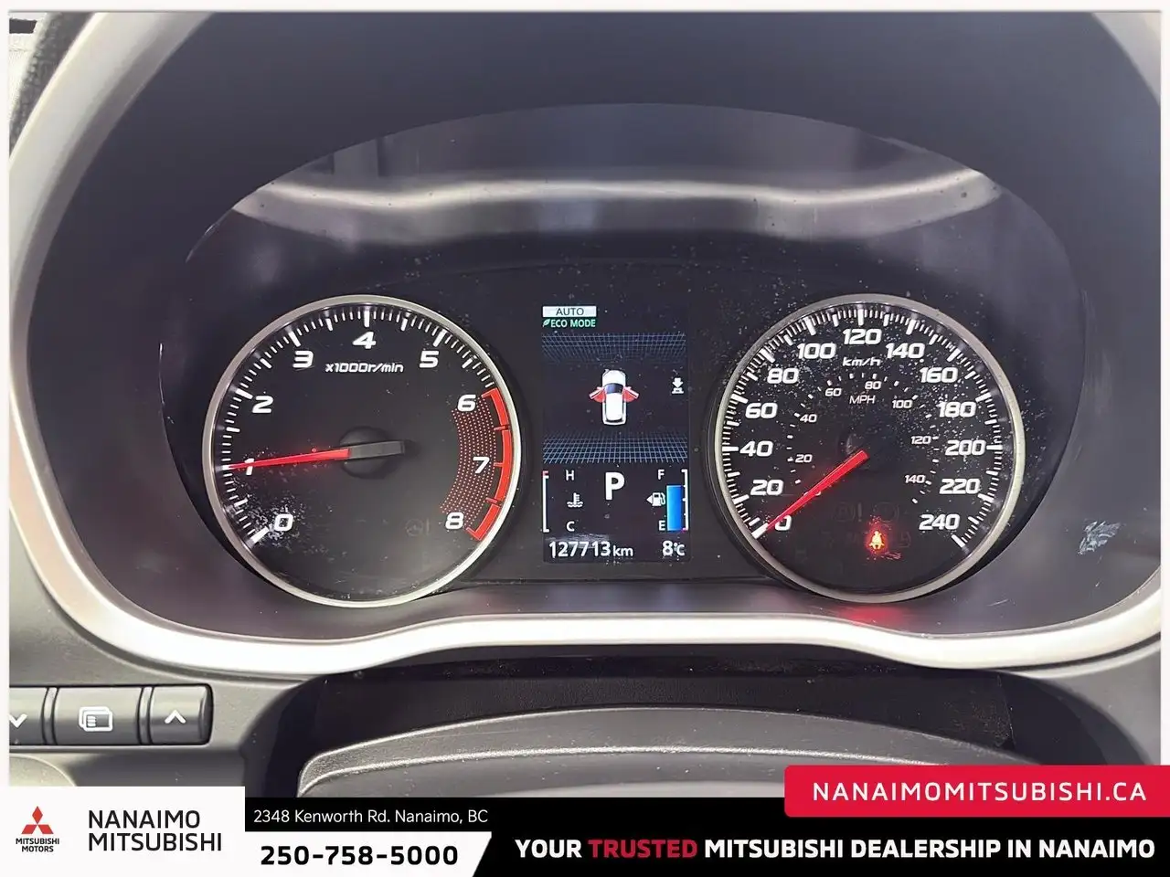 Mitsubishi Eclipse Cross снимка Mitsubishi Eclipse Cross