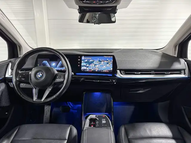 BMW 2 Series view 10