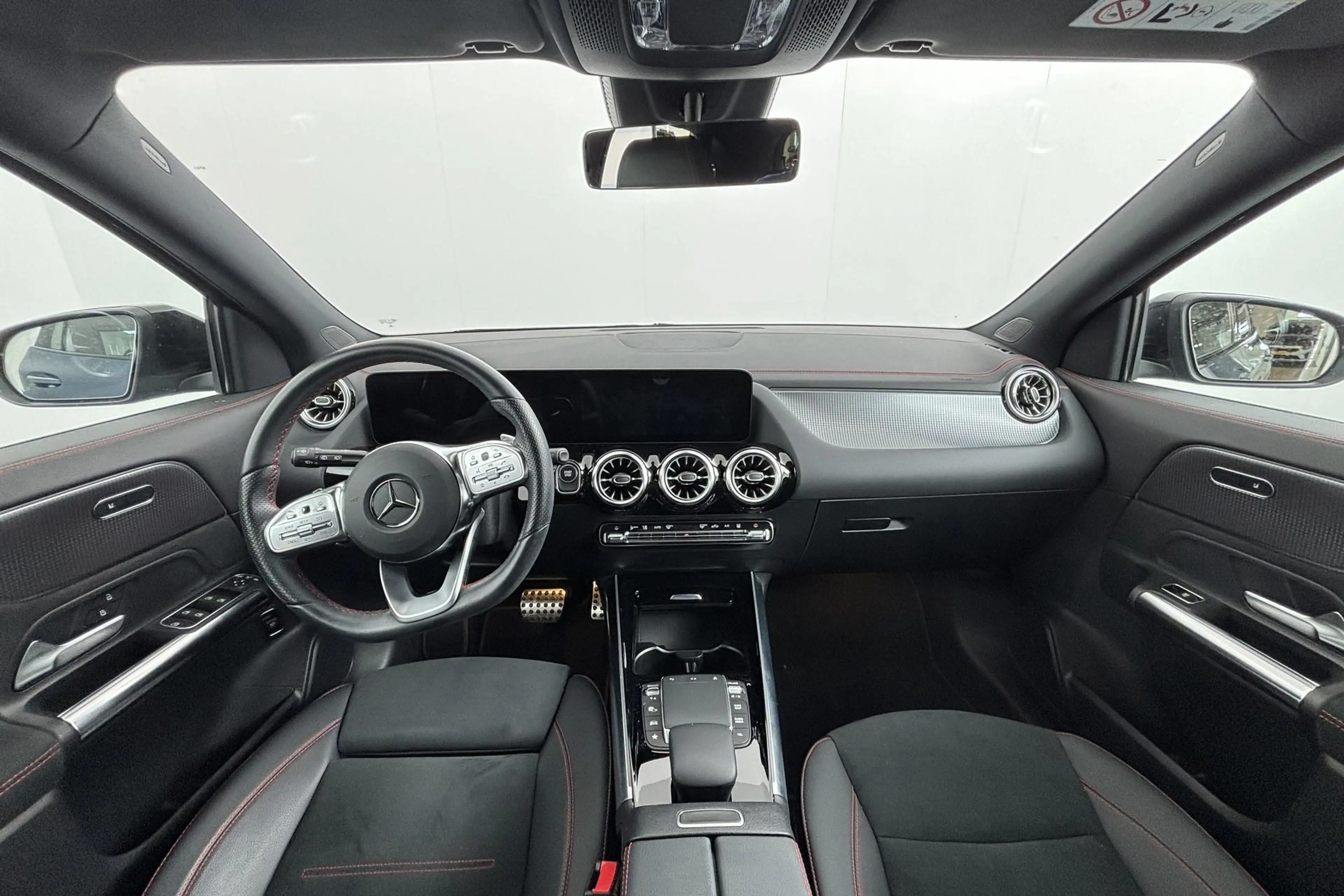 Mercedes-Benz EQA 250 Business Solution AMG 67 kWh - Stijlvol Elektrisch — photo 2