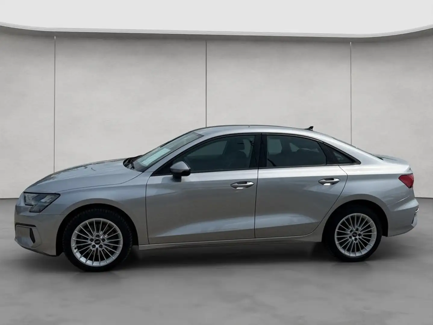 Audi A3 35 TDI Limousine S tronic advanced Silber - 2