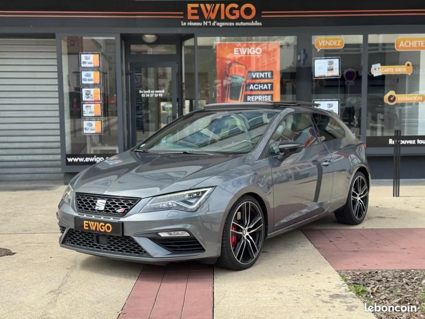 SEAT Leon CUPRA 2.0 TSI 300CH Grau - 1
