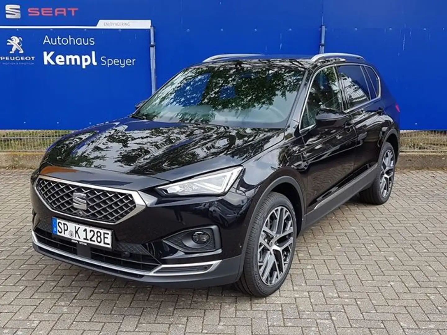 SEAT Tarraco 1.4 e-Hybrid DSG Xperience Schwarz - 1