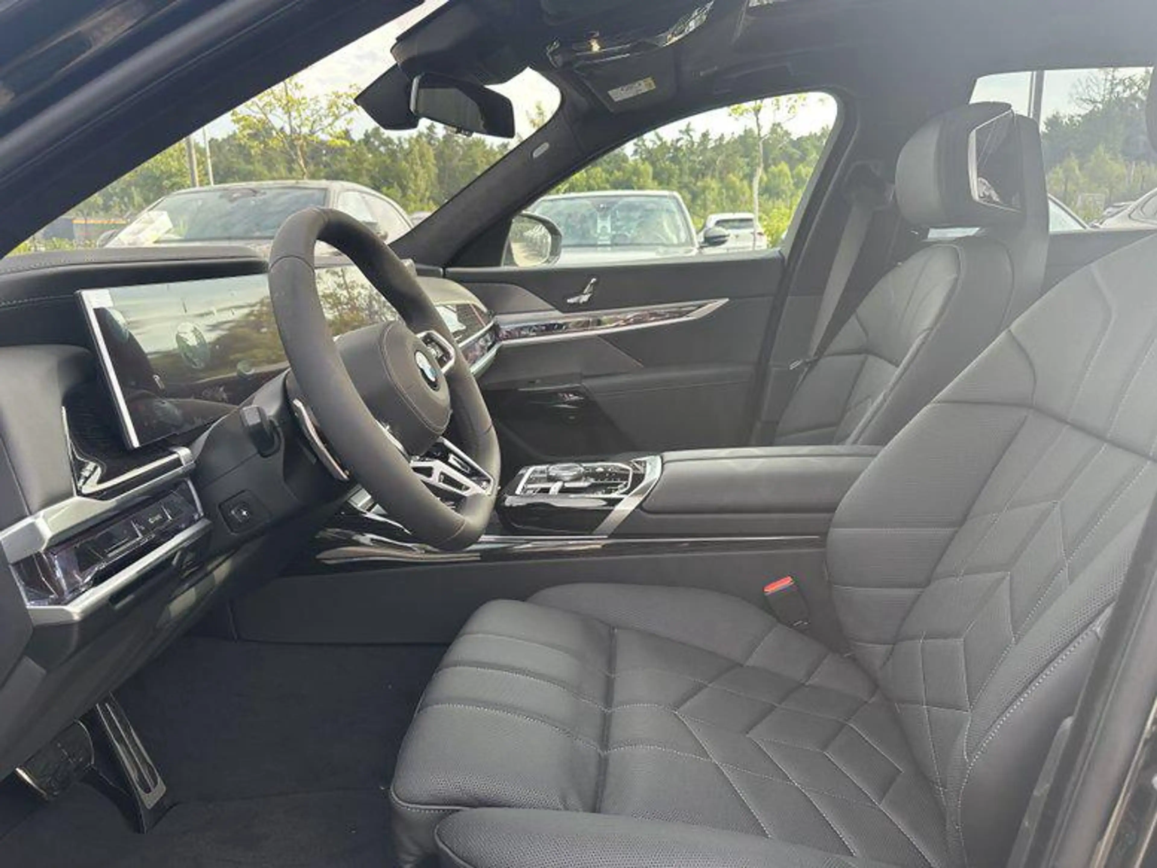 BMW 740 740d M Sportpaket Pro 3.0 8-Gang Steptronic xDr... — photo 10
