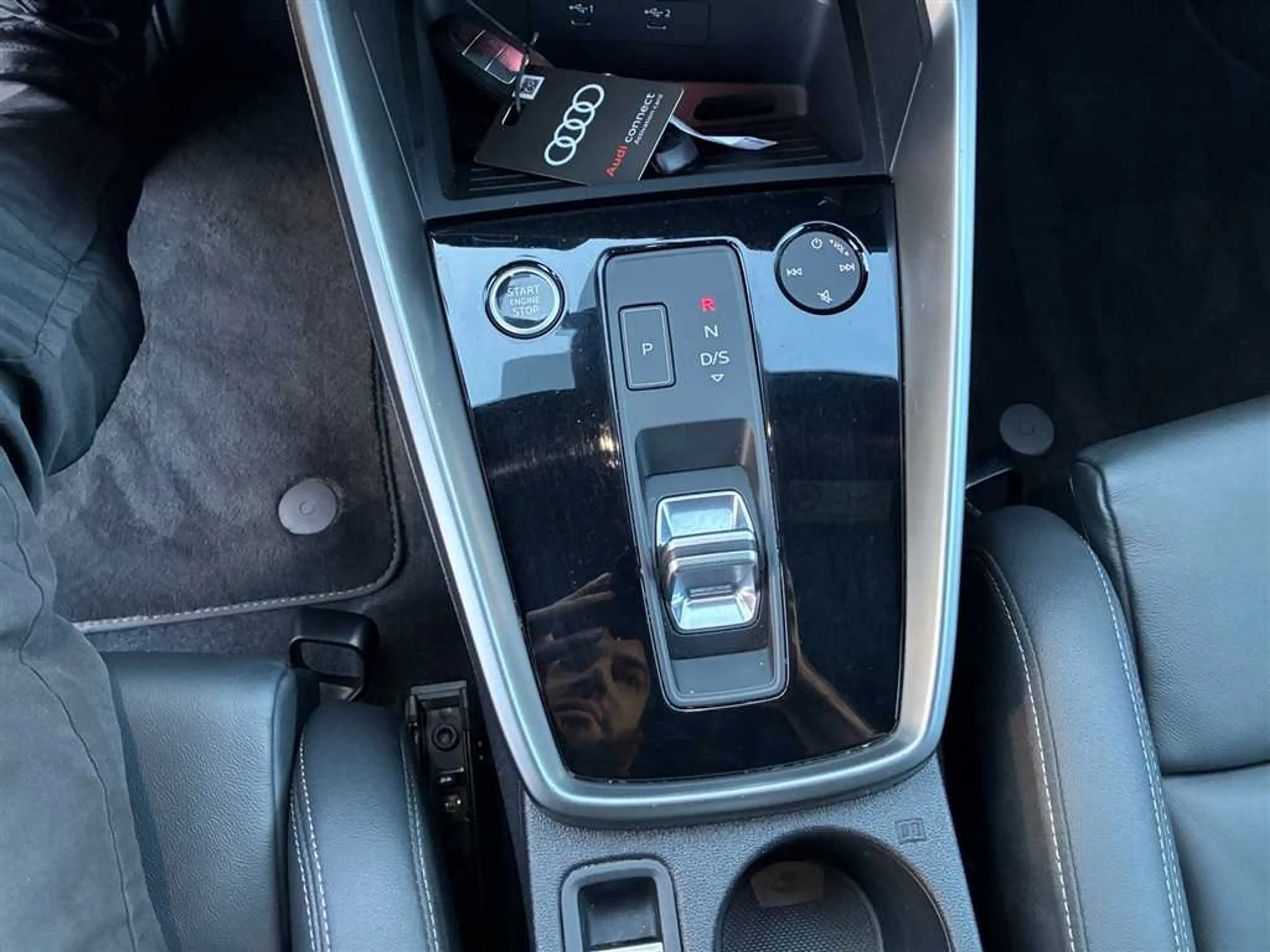 Audi A3 S line 45 1.4 TFSI e S-tronic — photo 13
