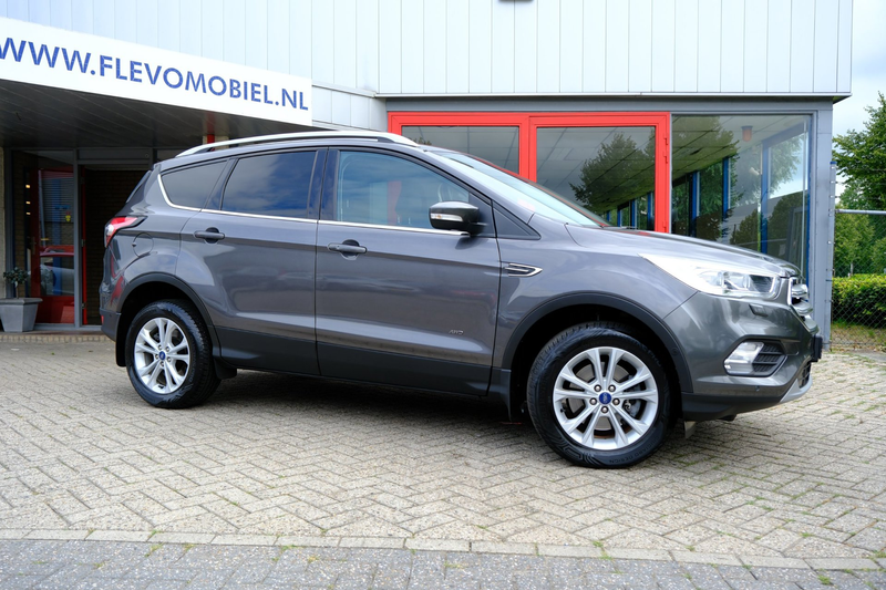 Ford Kuga 1.5 182pk EcoBoost AWD ST Line Aut. Navi|Half Lede — photo 4