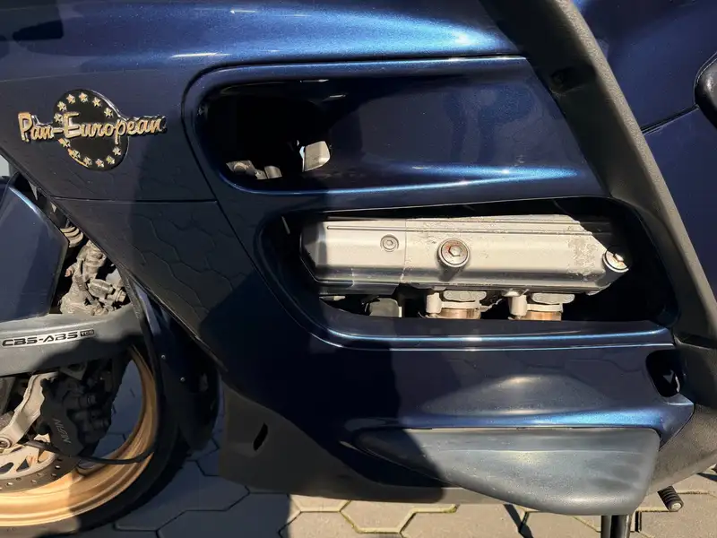 Honda ST 1100 - foto 8