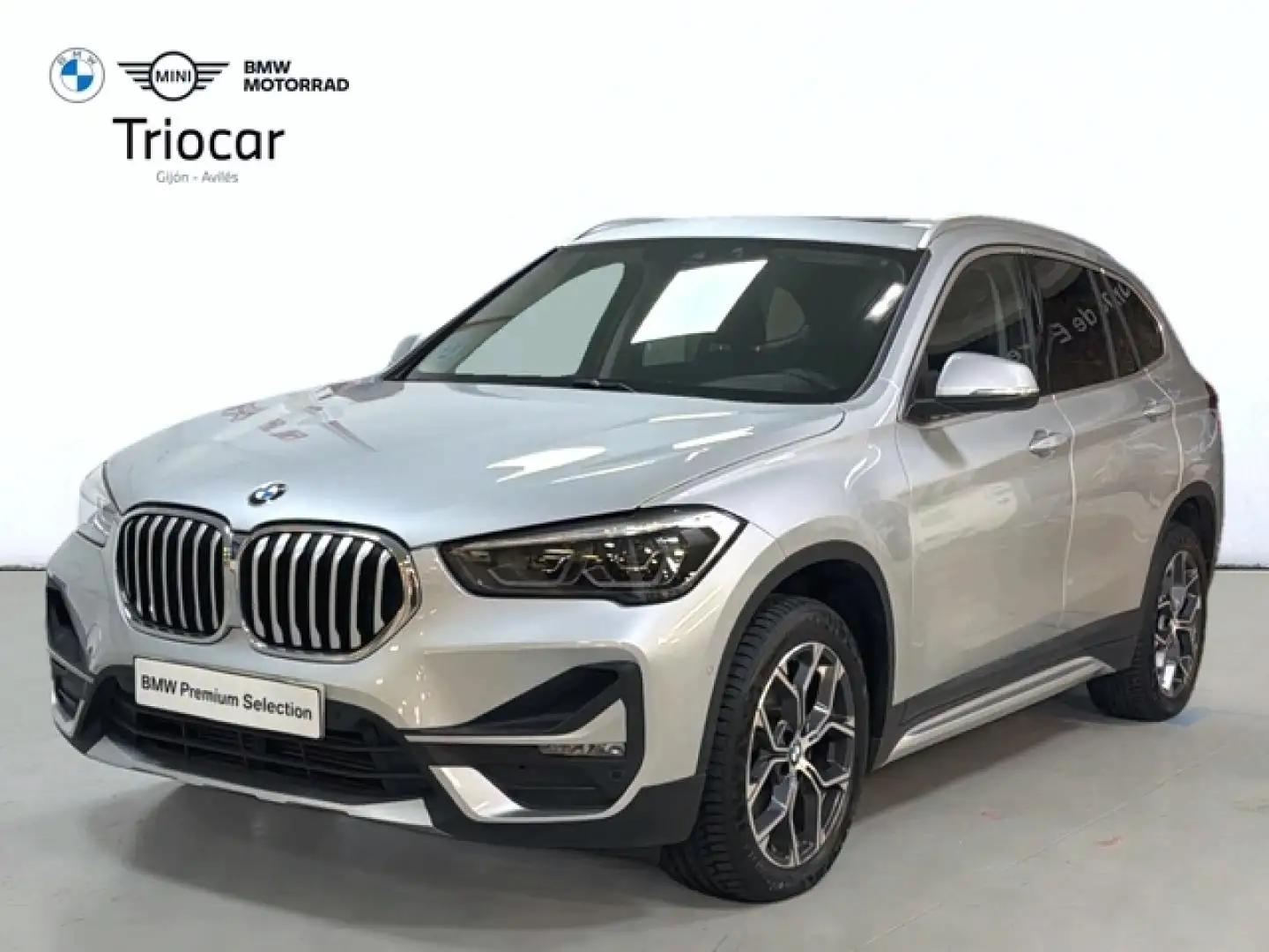 BMW X1 sDrive 18dA Plateado - 1