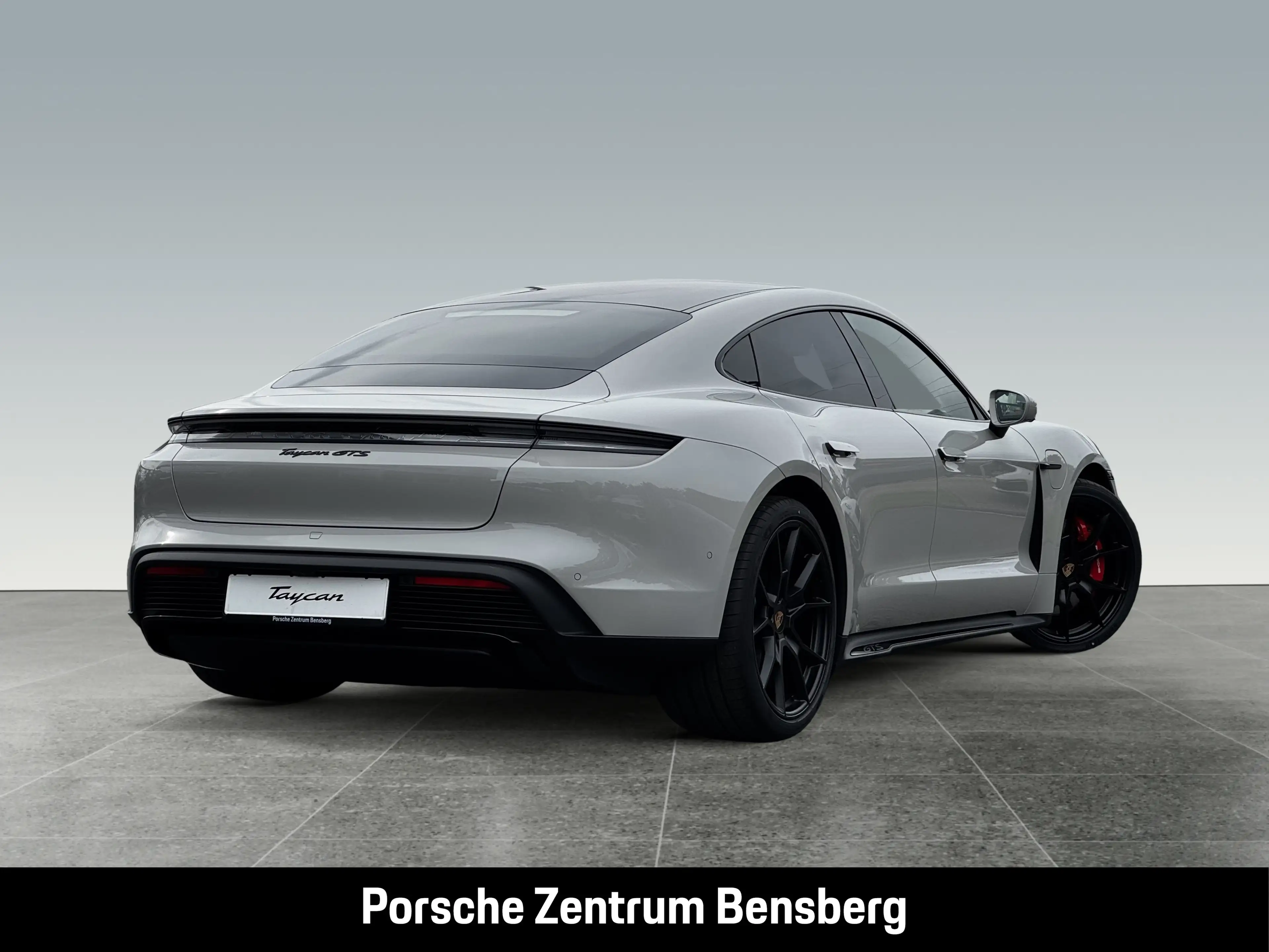 Porsche Taycan GTS — photo 4