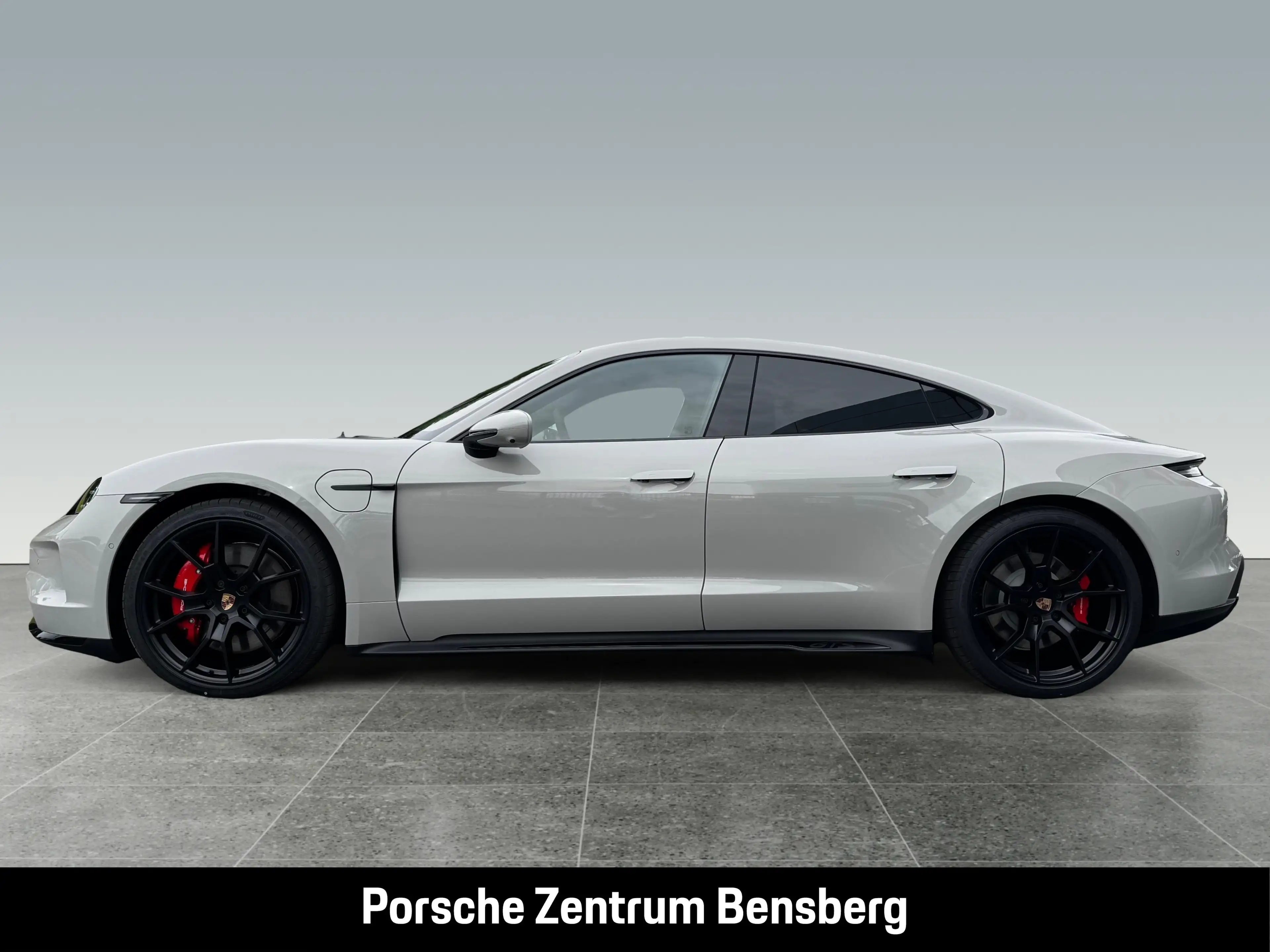 Porsche Taycan GTS — photo 2