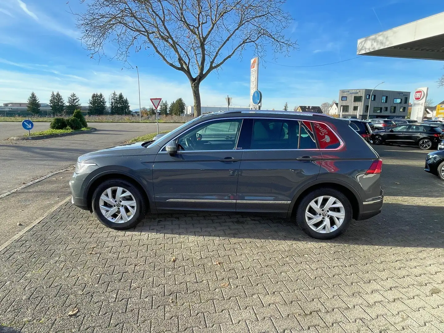 Volkswagen Tiguan 1.5 TSI Move - 2