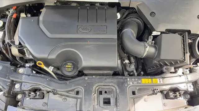 Land Rover Discovery Sport view 15