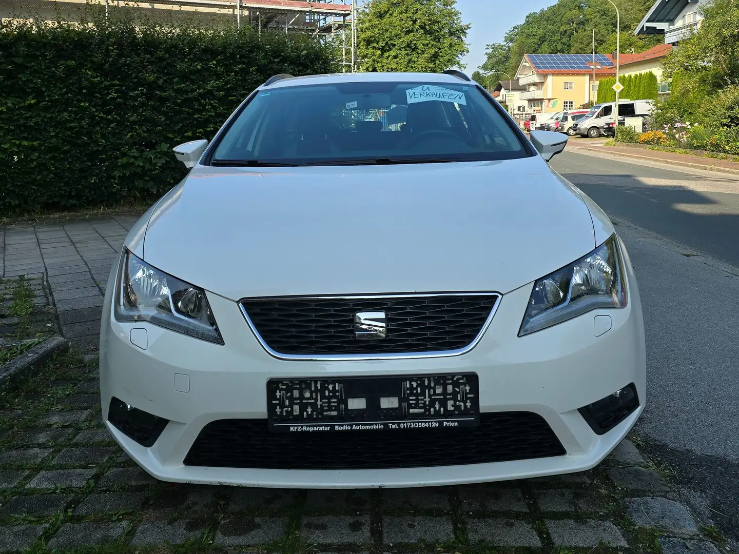 SEAT Leon Leon ST 1.6 TDI CONNECT Weiß - 1