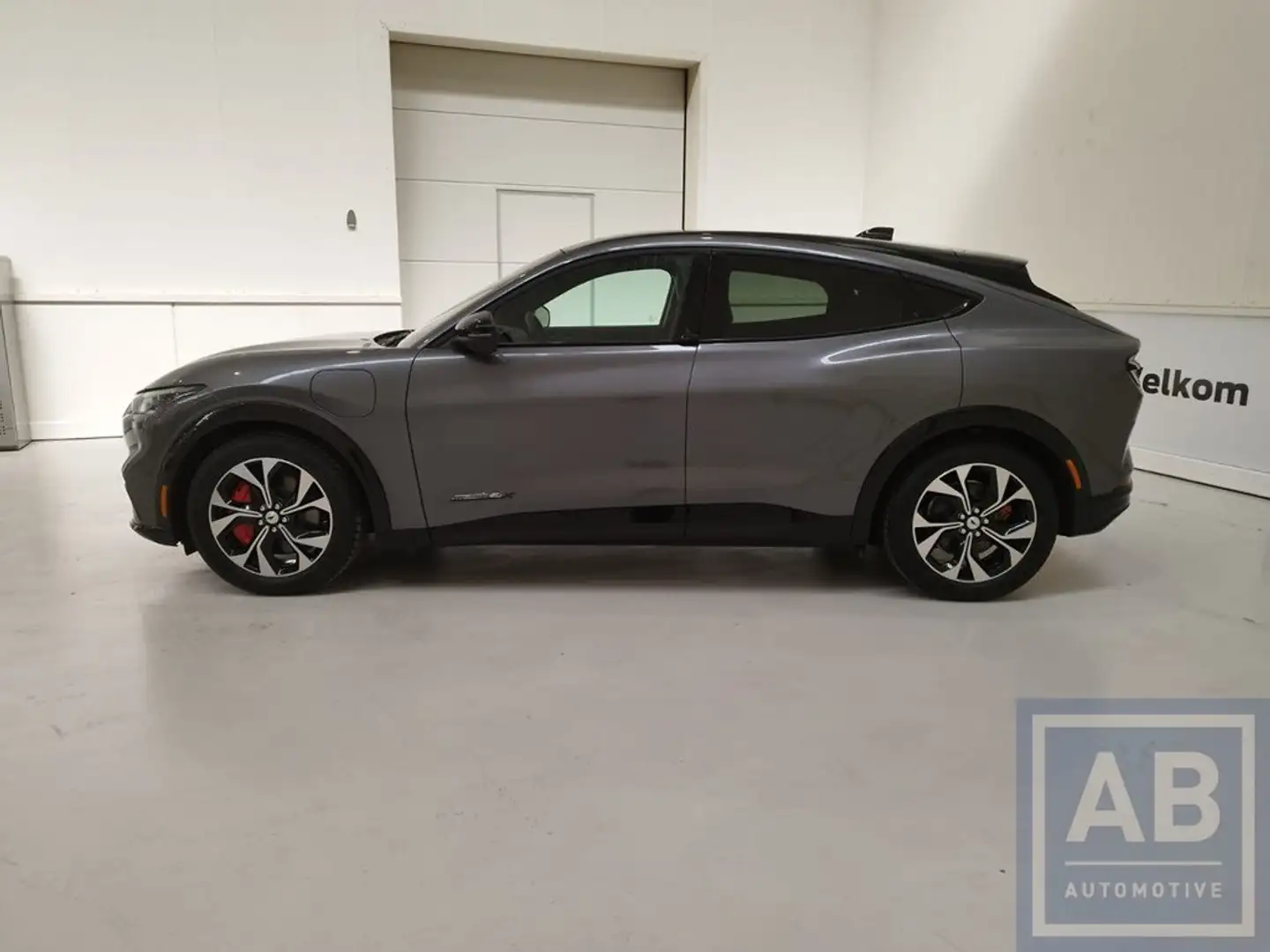 Ford Mustang Mach-E * AWD - 99Kwh - Full Option  * - 2