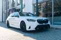 BMW M5 Touring/ DRIVING PROF./ PANO/ AHK/ COMFORT Weiß - thumbnail 3