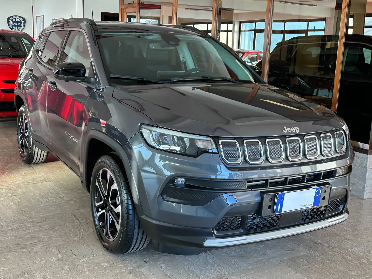 Jeep Compass New 1.6 M.JET 130 cv. LIMITED (KM 0) Grigio - 2